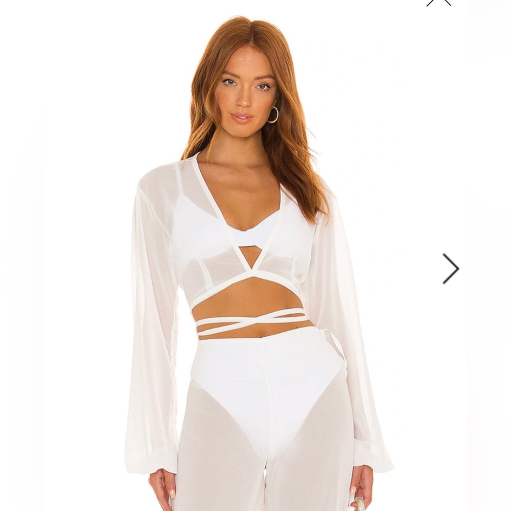 NWT - Bananhot Strappy Crop Top in White - SZ Large